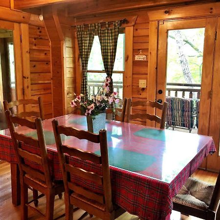 Bear Pleasures Cabin Villa Gatlinburg Eksteriør bilde